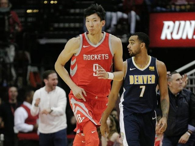 掘金险胜尼克斯，周琦惊艳四座