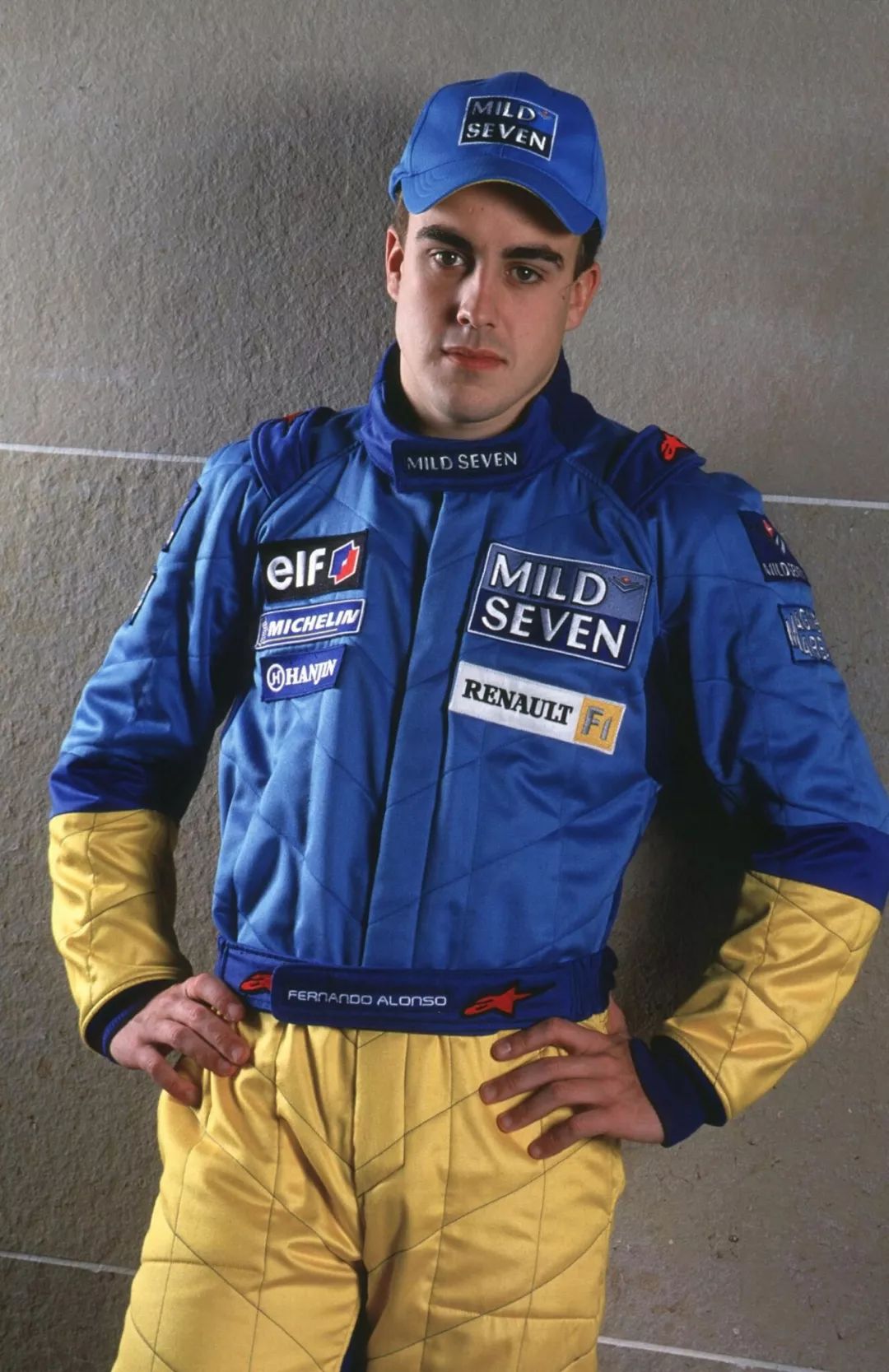 开云体育-迈凯伦鏖战索伯车队，阿隆索状态火热