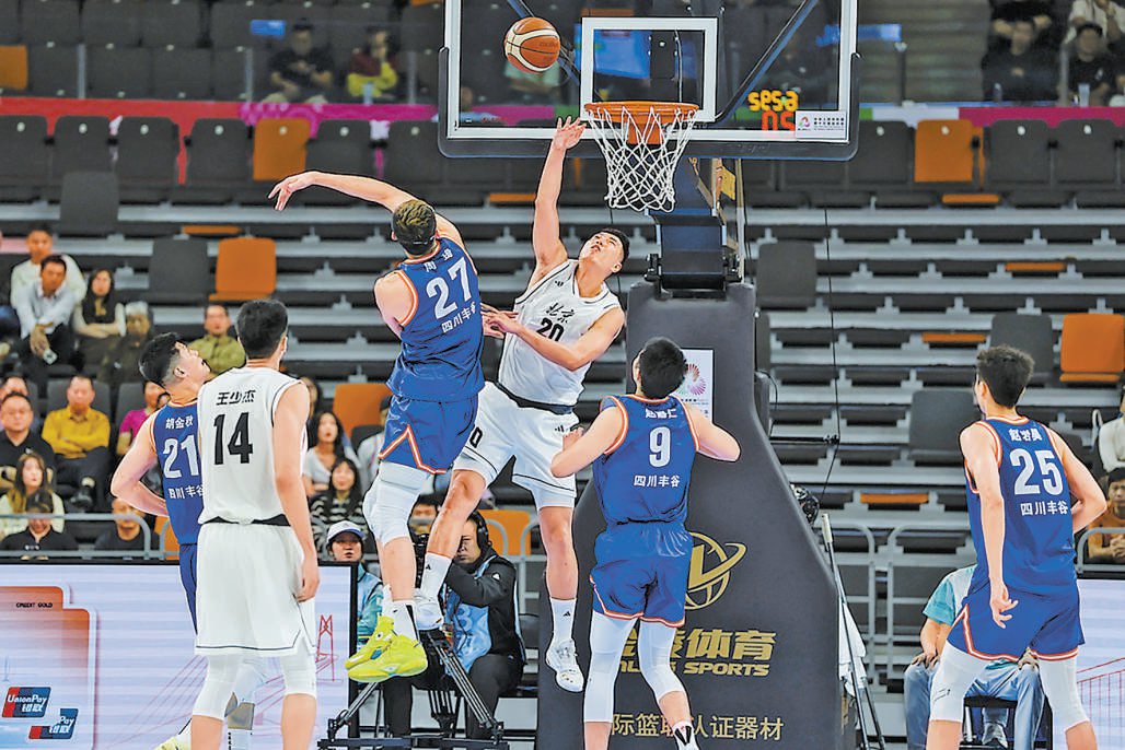 开云体育官方网站-四川队鏖战辽宁队，周琦高光表现